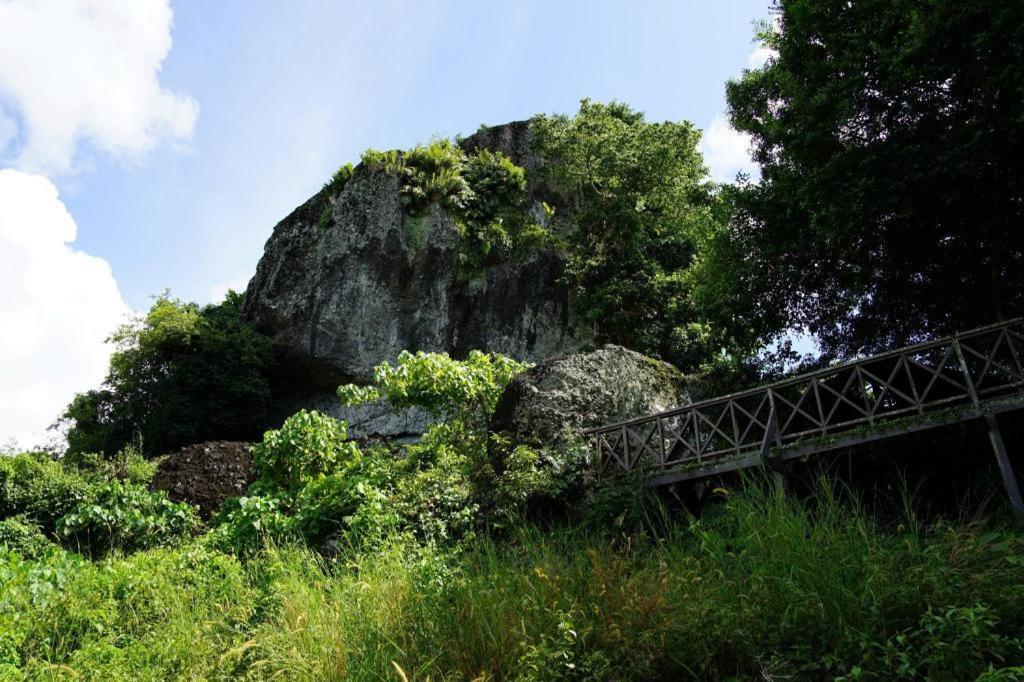 Han Palace Hotel Semporna Bagian luar foto