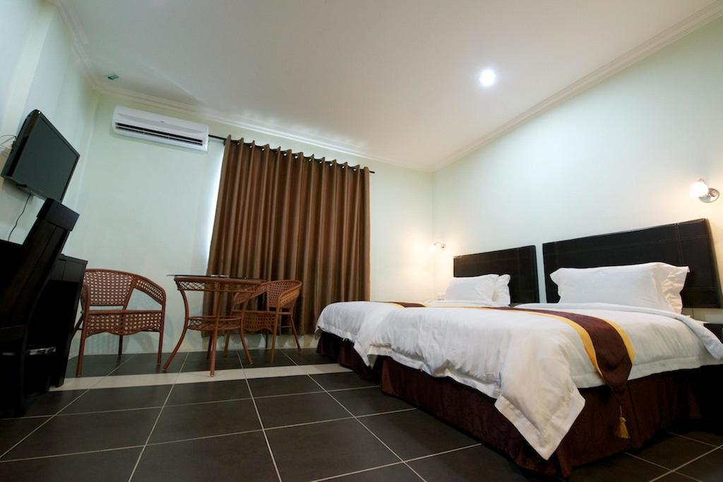 Han Palace Hotel Semporna Ruang foto